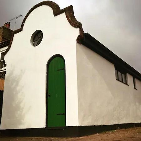 Old Fire Station - Quaint And Quirky Little Home Brandon  Luaran gambar
